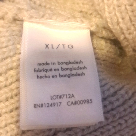 WEWOREWHAT SWEATER TANK TOP XL - Picture 9 of 10